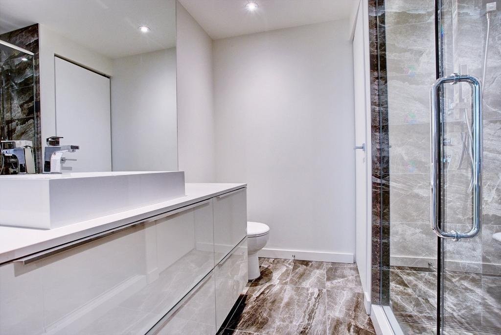 Salle de bains - 802-1450 Boul. René-Lévesque O., Montréal (Ville-Marie), QC - Indoor Photo Showing Bathroom