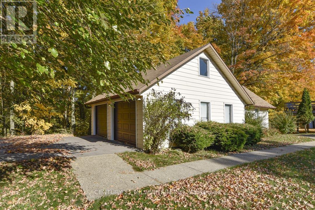 287199 10 Sideroad, Mono, ON - Outdoor