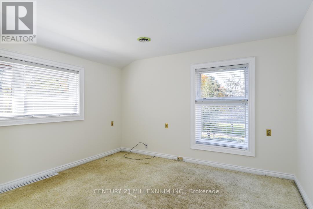 287199 10 Sideroad, Mono, ON - Indoor Photo Showing Other Room