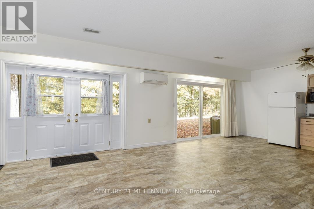 287199 10 Sideroad, Mono, ON - Indoor