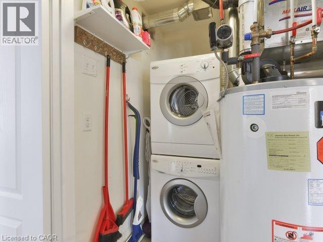 129 Isaac Devins Boulevard Unit# 7, Toronto, ON - Indoor Photo Showing Laundry Room