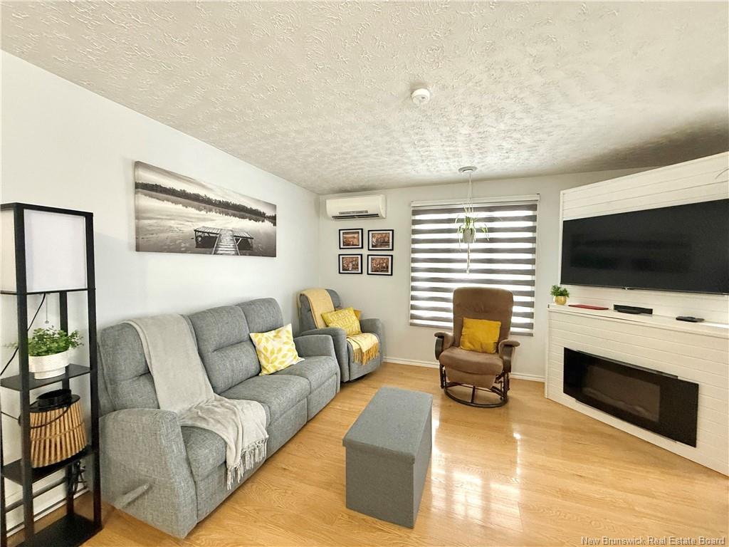 15 Martin St, Clair, NB