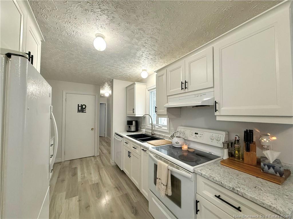 15 Martin St, Clair, NB