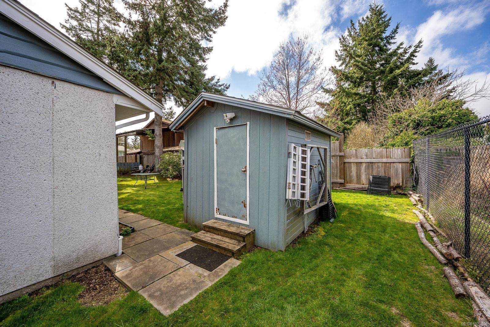 533 Salish St, Comox, BC