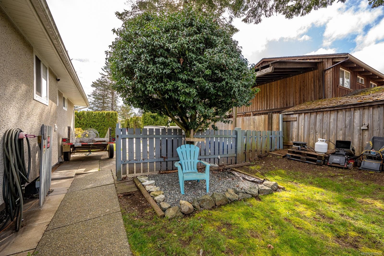 533 Salish St, Comox, BC