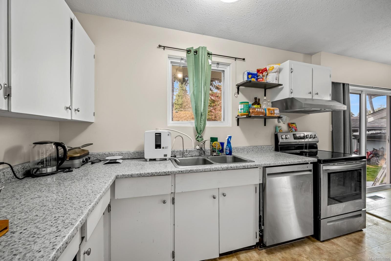 533 Salish St, Comox, BC