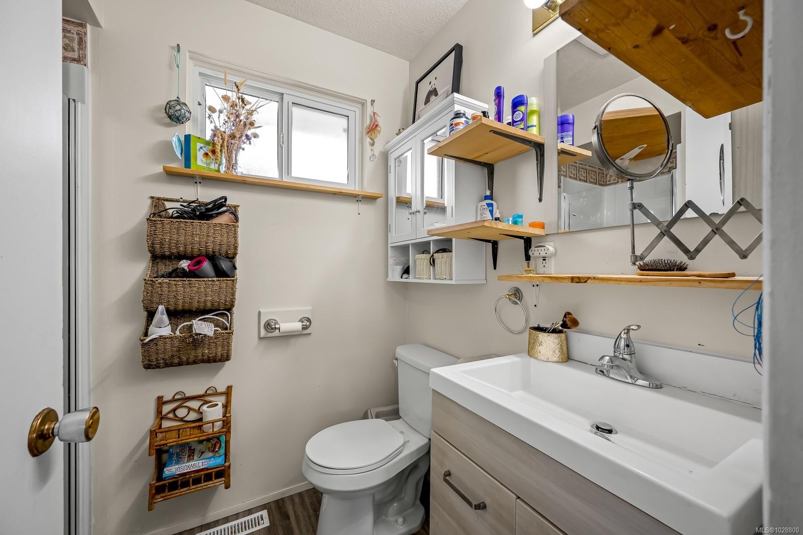 533 Salish St, Comox, BC