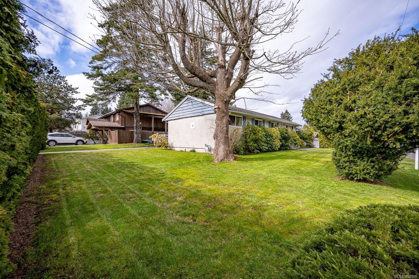 533 Salish St, Comox, BC