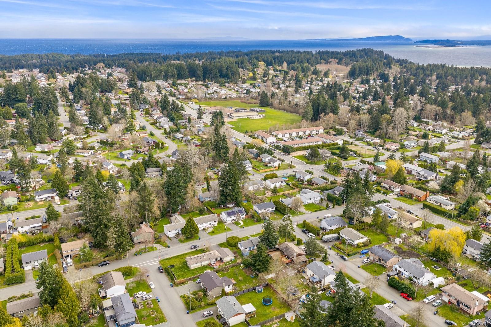 533 Salish St, Comox, BC