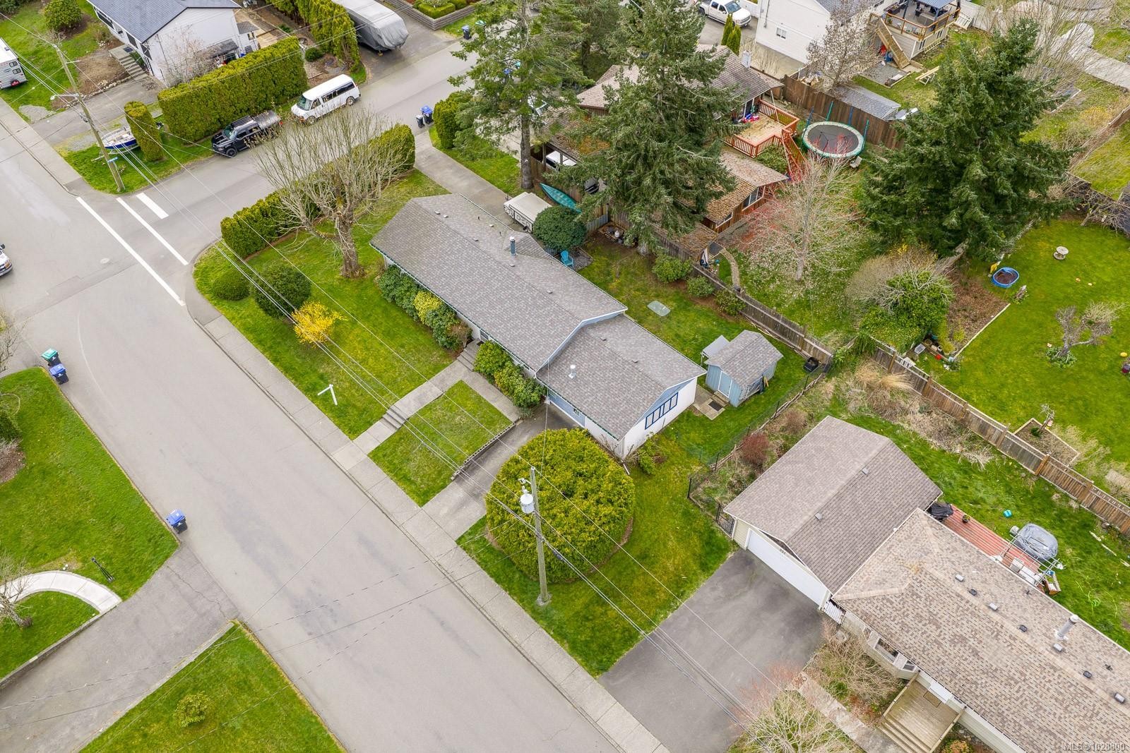 533 Salish St, Comox, BC