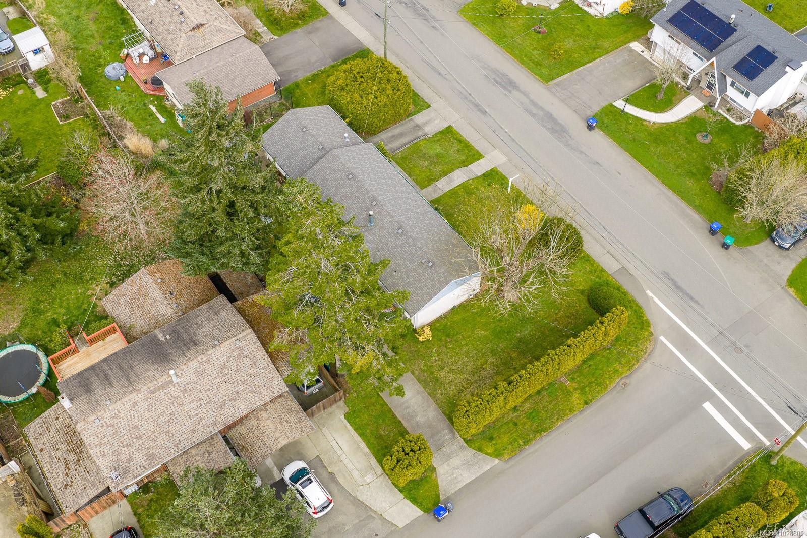 533 Salish St, Comox, BC