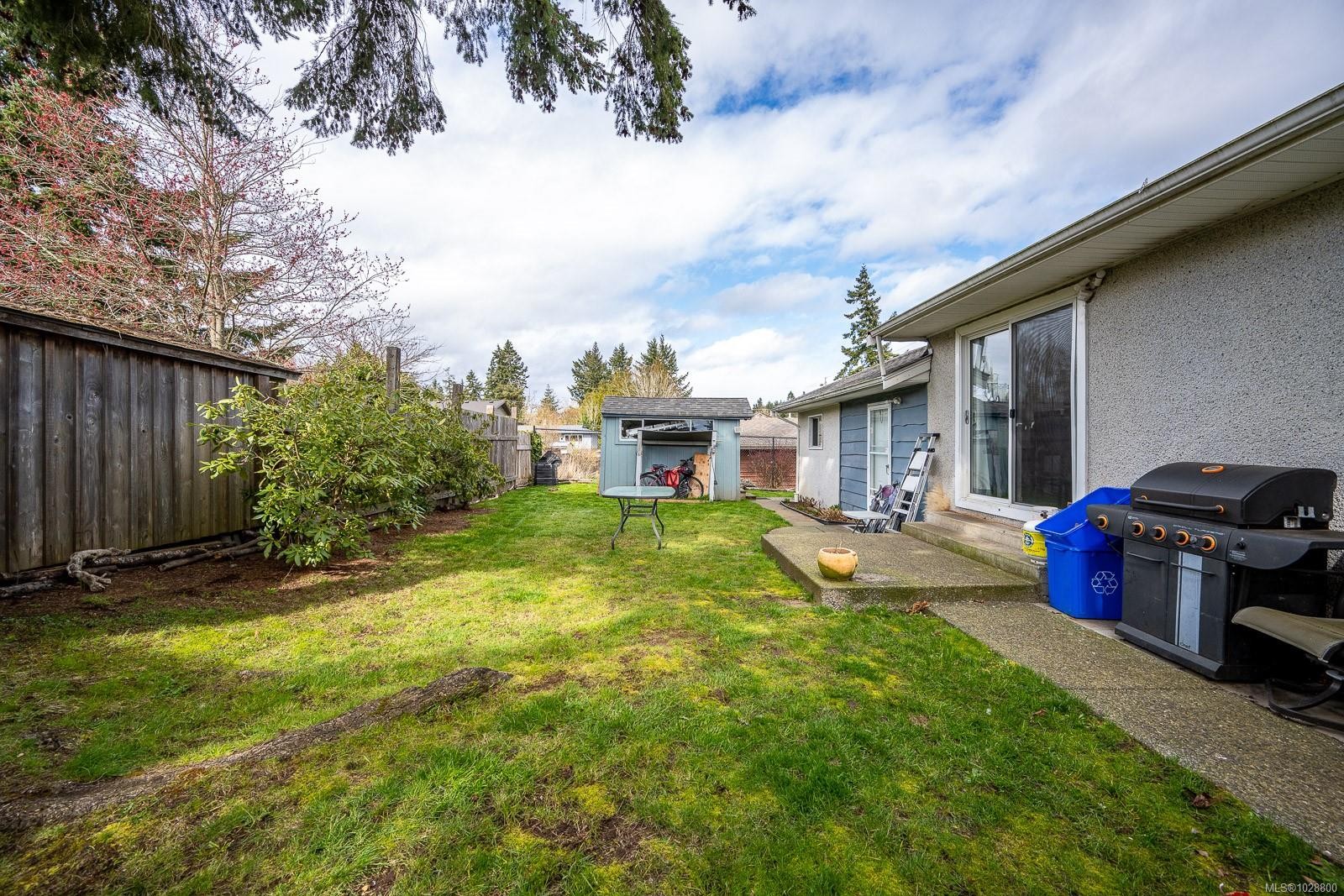 533 Salish St, Comox, BC