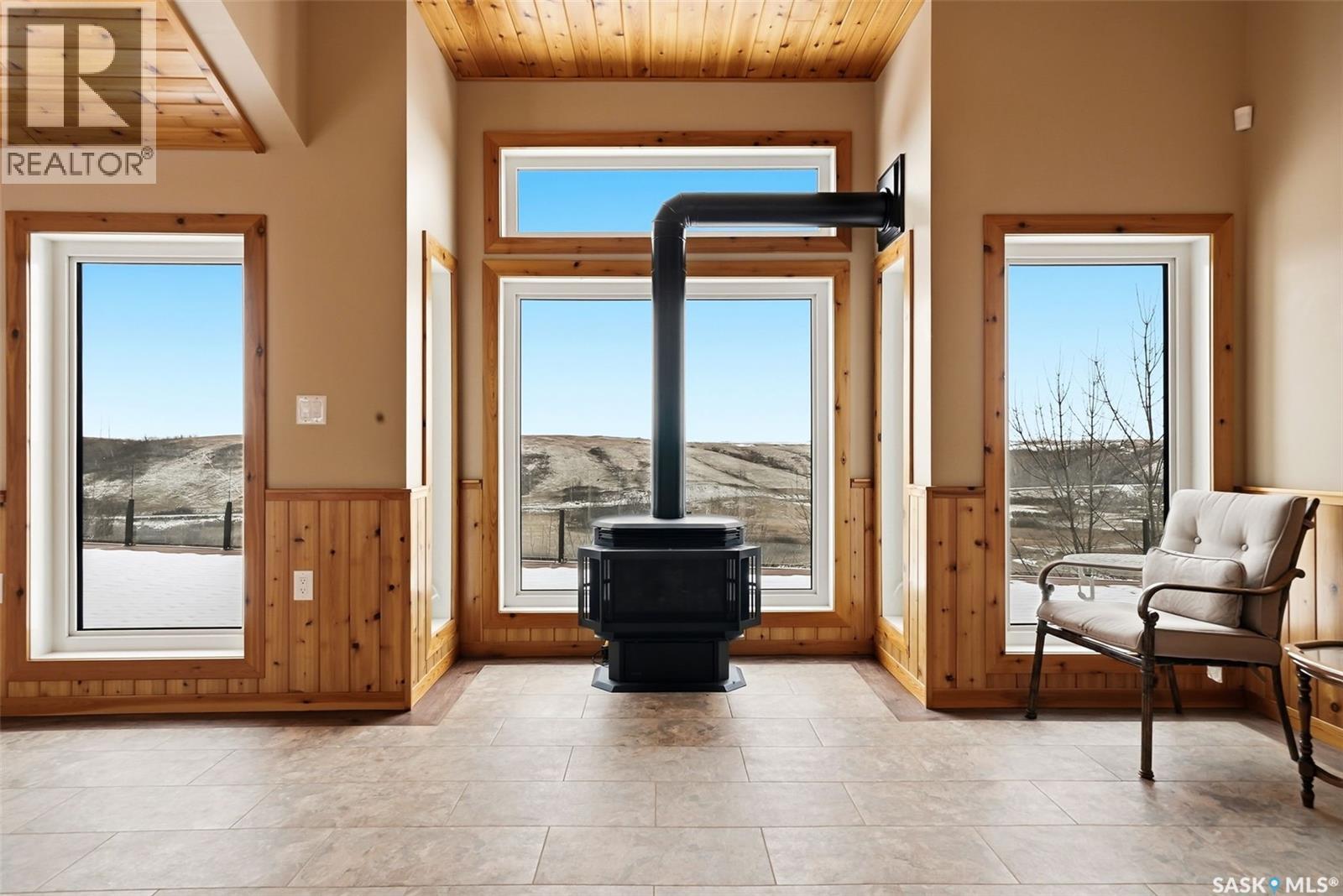 Ripplinger Acreage, Lumsden Rm No. 189, SK - Indoor