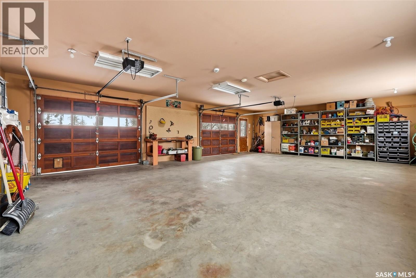 Ripplinger Acreage, Lumsden Rm No. 189, SK - Indoor Photo Showing Garage