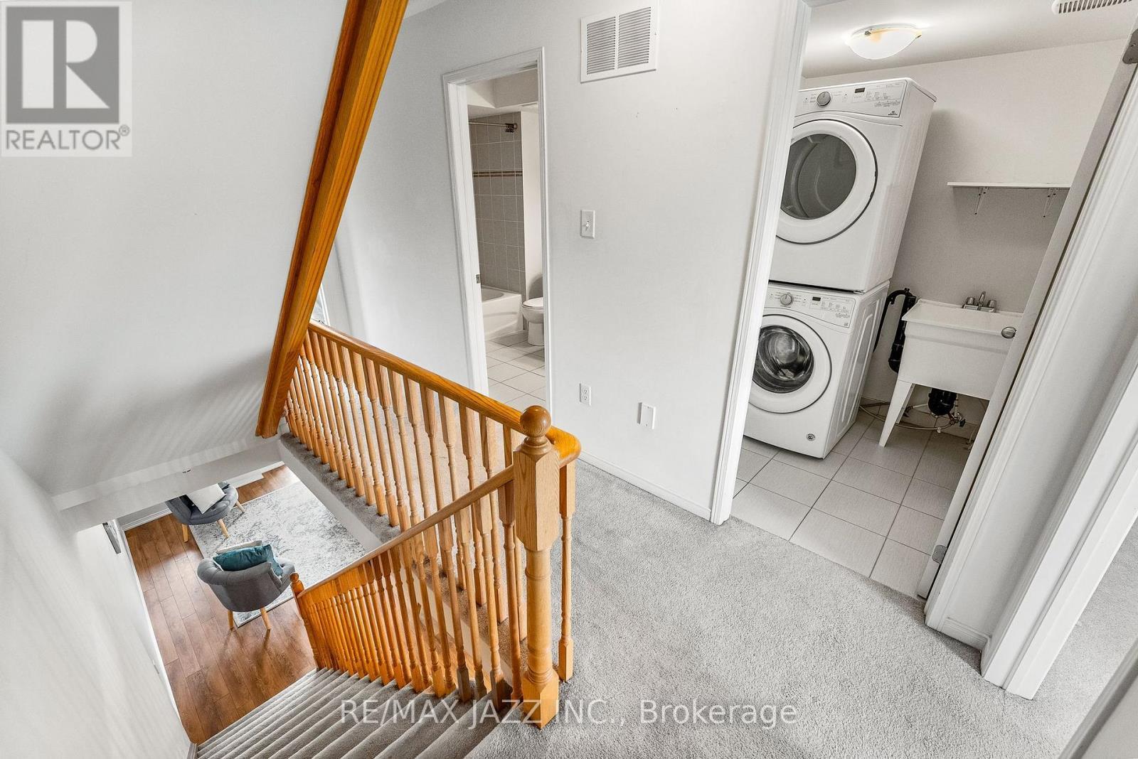 331 - 2338 Chevron Prince Path, Oshawa (Windfields), ON - Indoor Photo Showing Laundry Room