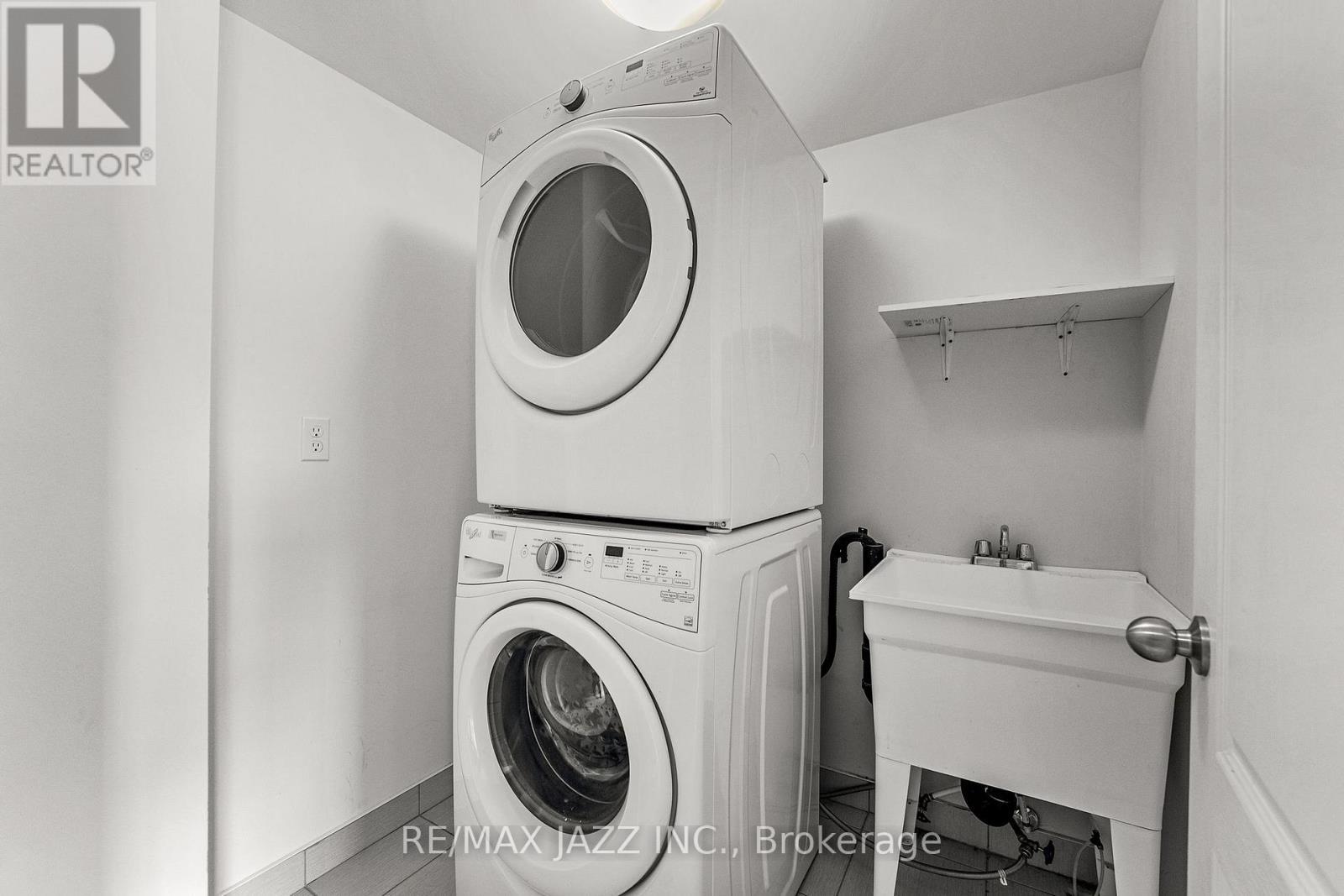 331 - 2338 Chevron Prince Path, Oshawa (Windfields), ON - Indoor Photo Showing Laundry Room