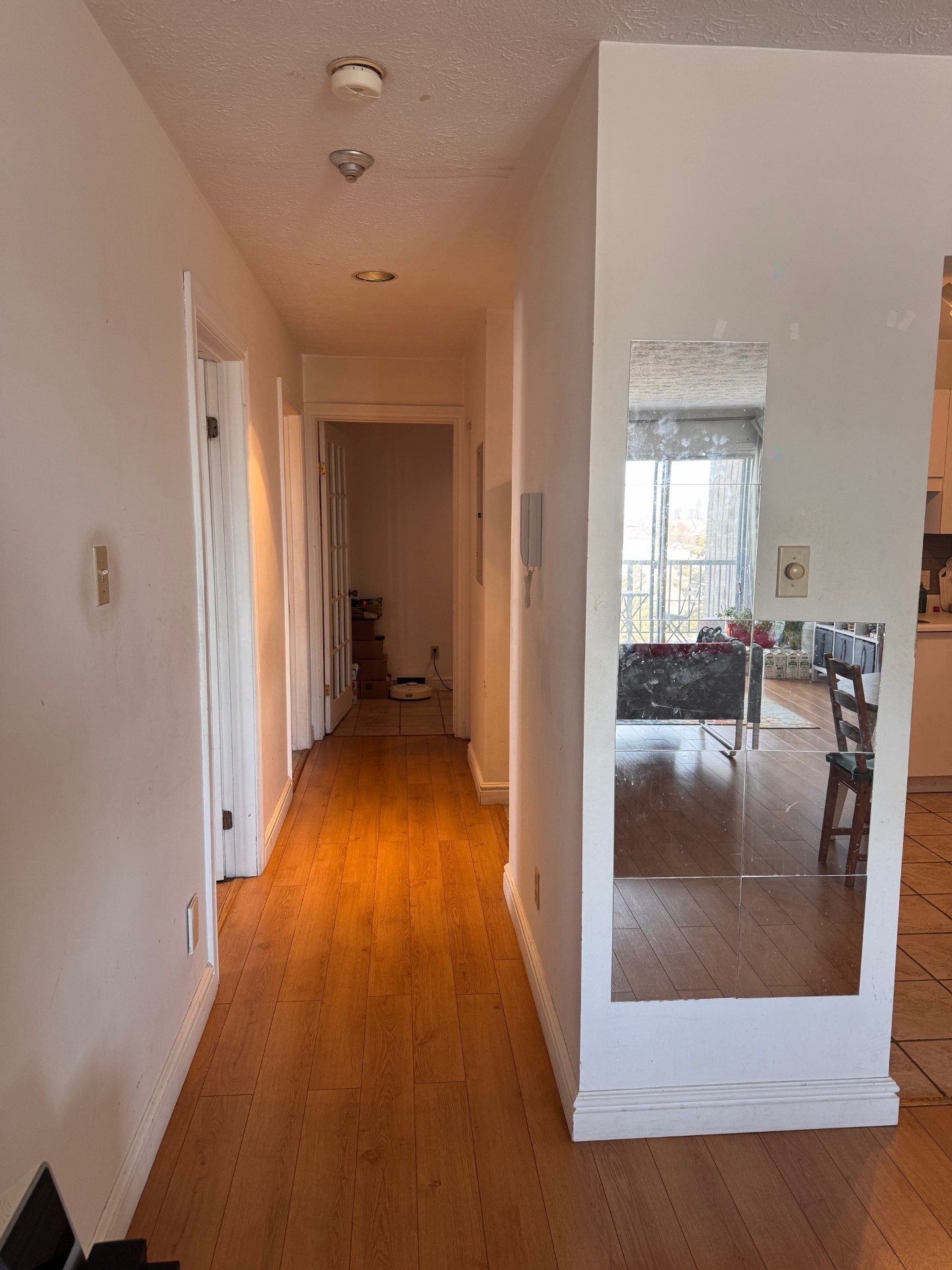 Passageway - 202-345 Place Trianon, Brossard, QC - Indoor Photo Showing Other Room