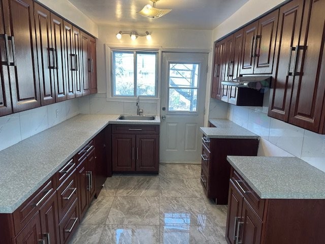 Kitchen - 830 Rue Radisson, Montréal (Lasalle), QC - Indoor Photo Showing Kitchen