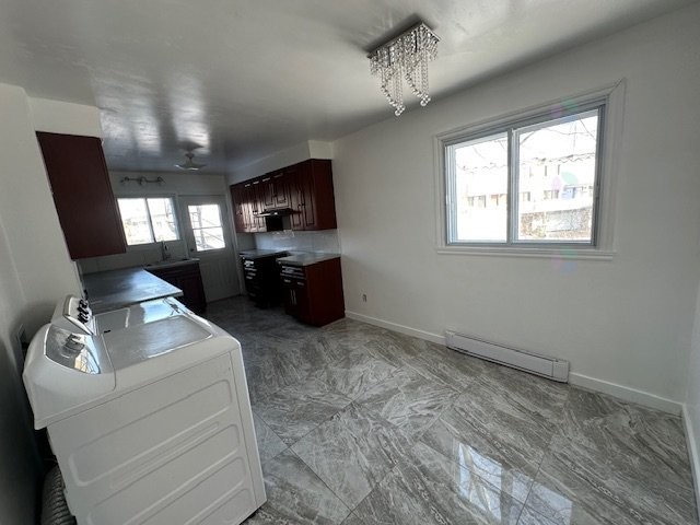 Kitchen - 830 Rue Radisson, Montréal (Lasalle), QC - Indoor