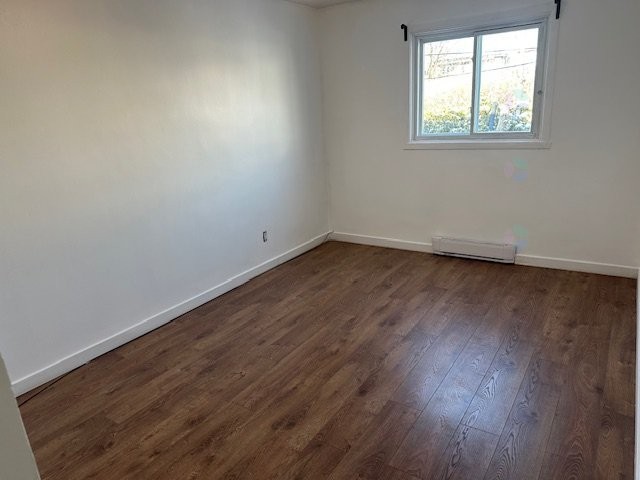 Bedroom - 830 Rue Radisson, Montréal (Lasalle), QC - Indoor Photo Showing Other Room