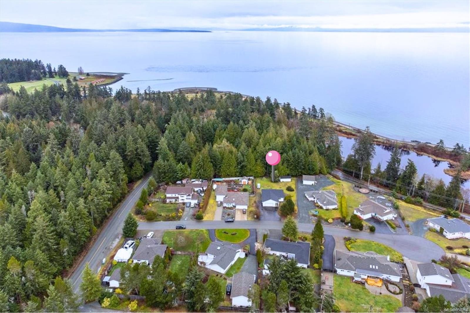 3043 Raymur Pl, Qualicum Beach, BC