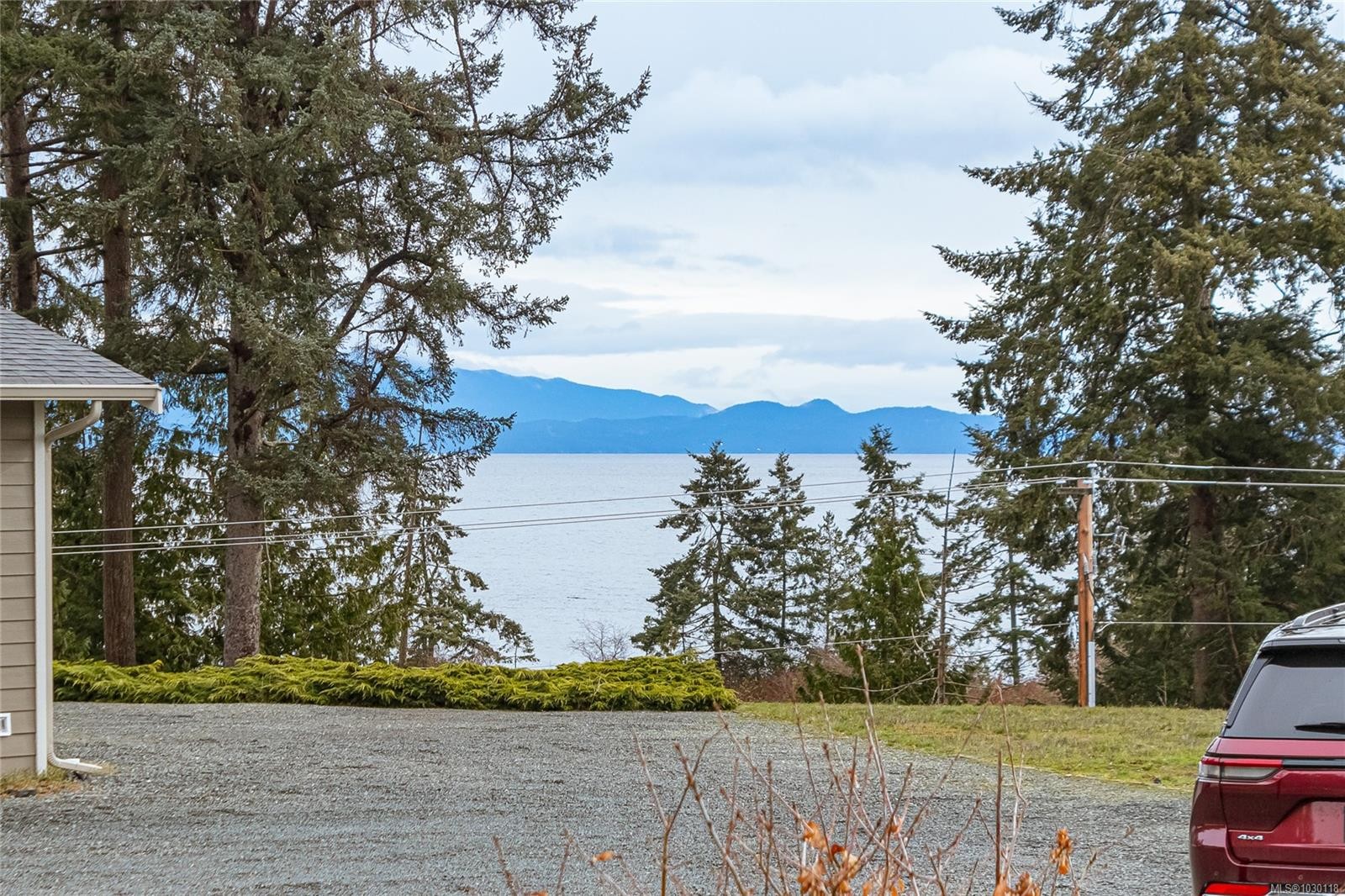 3043 Raymur Pl, Qualicum Beach, BC