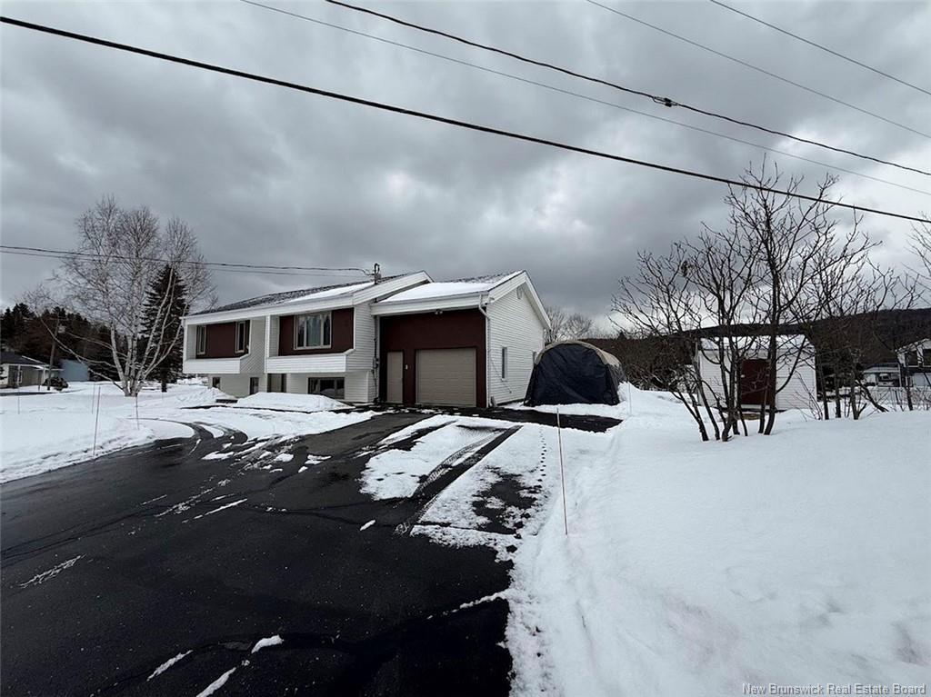 84 Aqueduc St, Saint-Jacques, NB