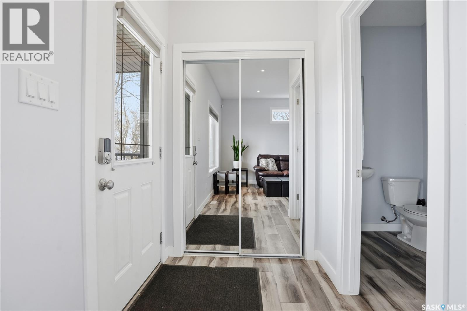 806 Grove Avenue, Saskatchewan Beach, SK - Indoor Photo Showing Other Room