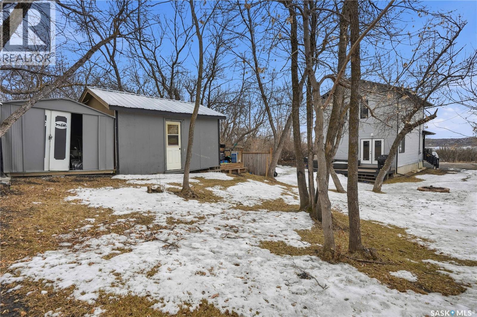 806 Grove Avenue, Saskatchewan Beach, SK - Outdoor