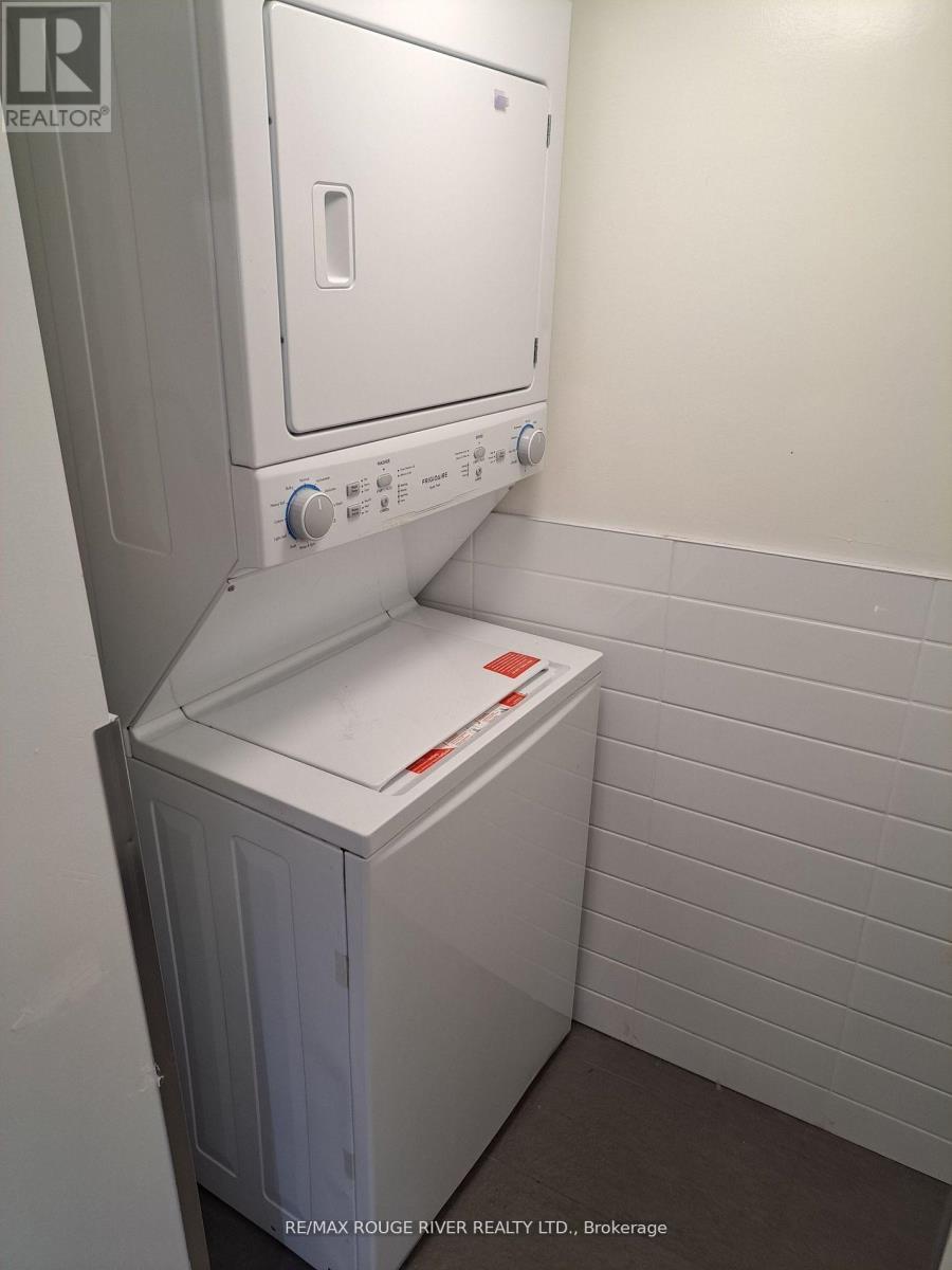Bsmt - 848 Danforth Road, Toronto, ON - Indoor Photo Showing Laundry Room