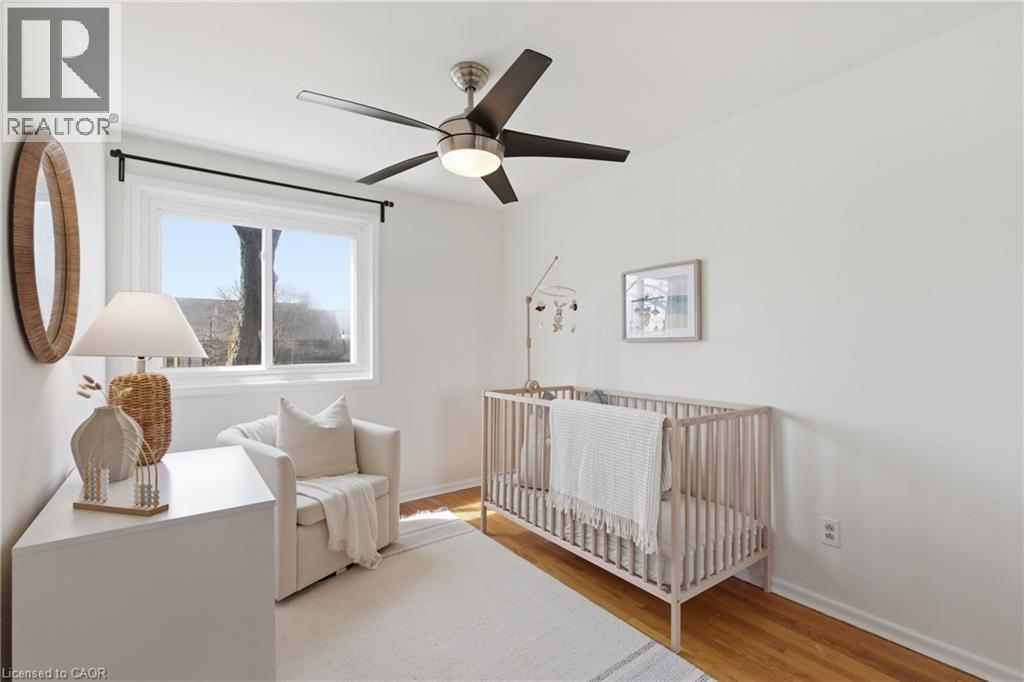 587 Timber Lane, Burlington, ON - Indoor Photo Showing Other Room