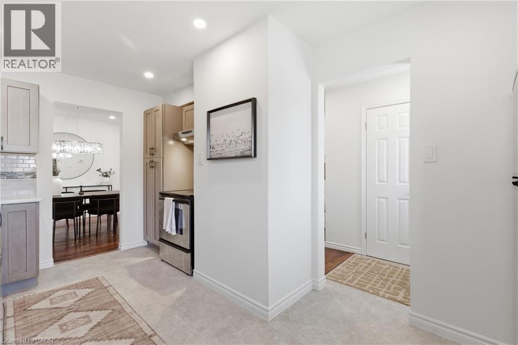 587 Timber Lane, Burlington, ON - Indoor