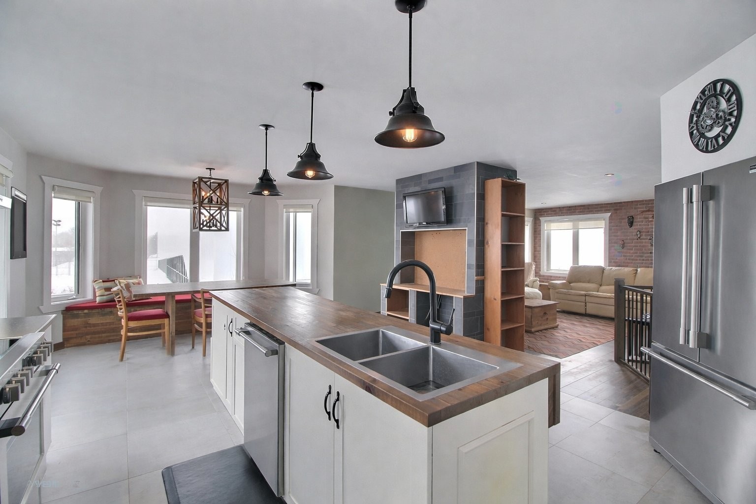 Vue d'ensemble - 750 Av. Dion, Val-D'Or, QC - Indoor Photo Showing Kitchen With Double Sink With Upgraded Kitchen