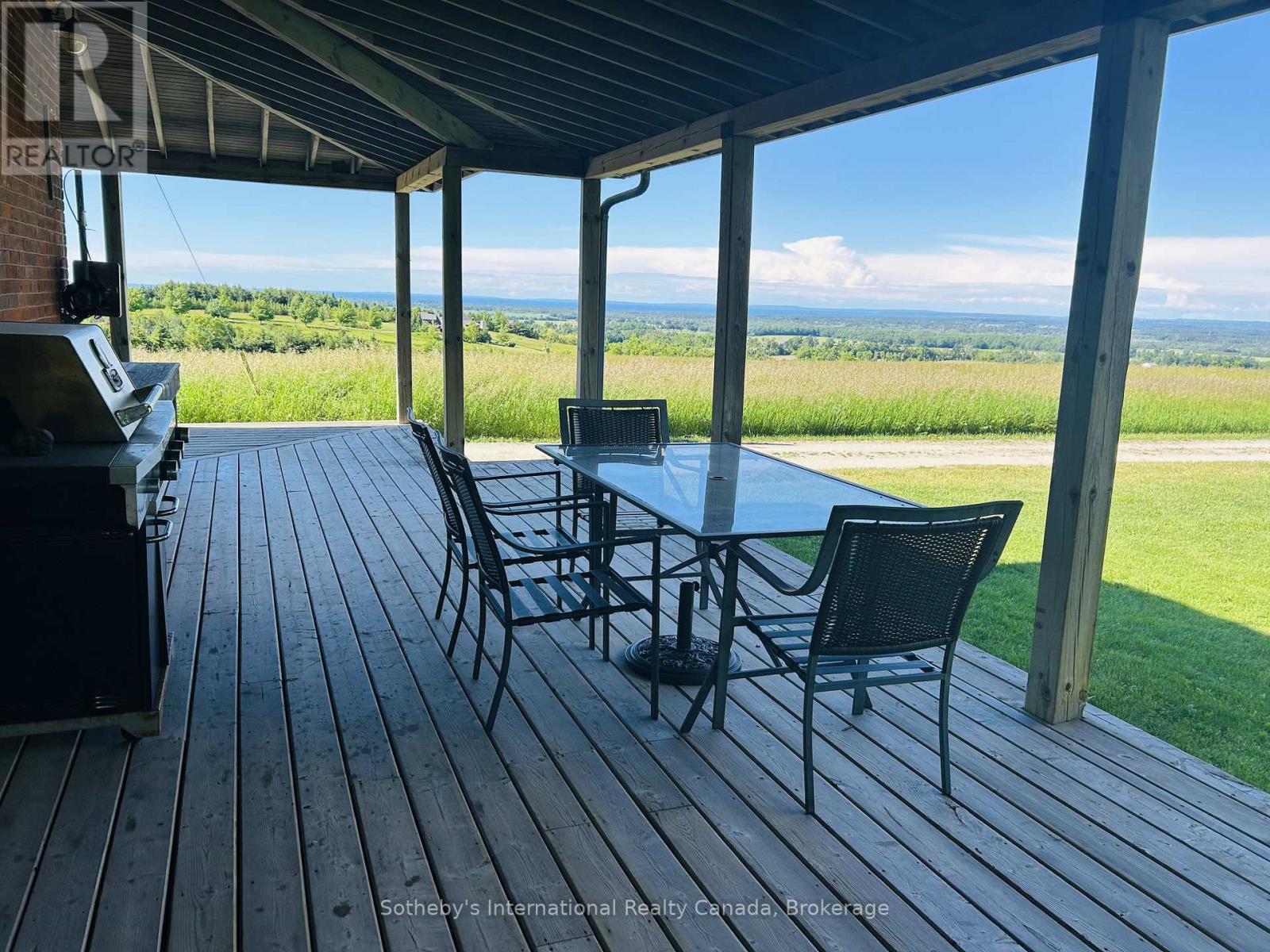 1943 Fairgrounds Road S, Clearview, ON