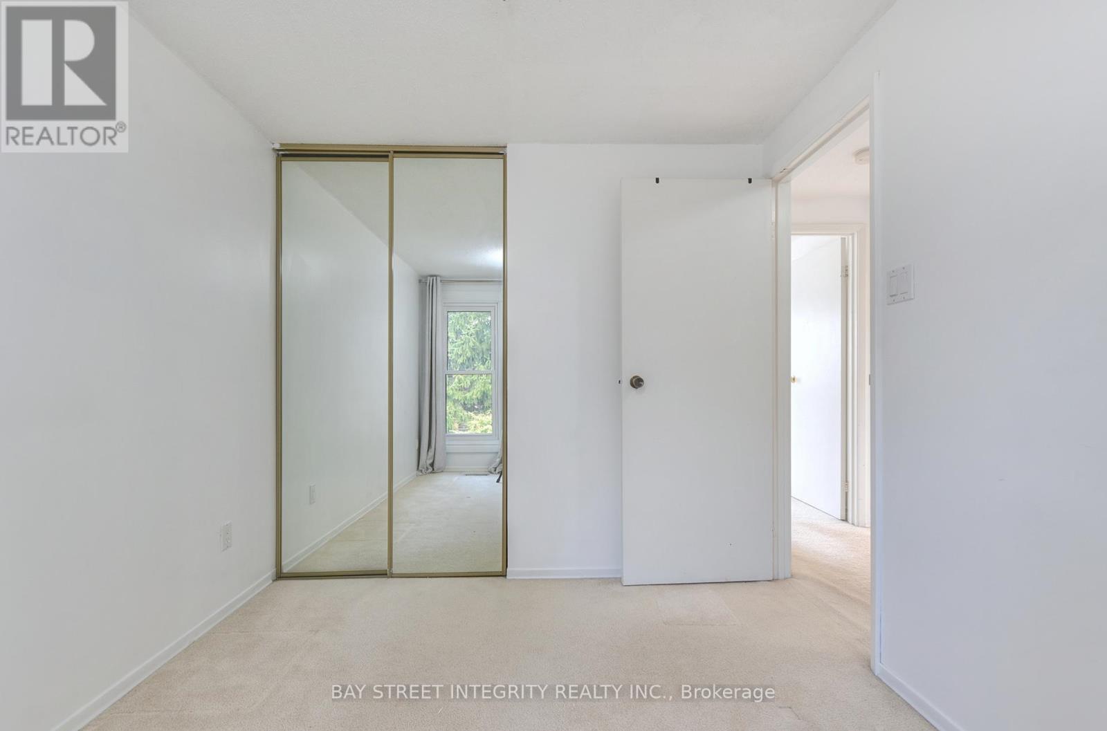 976 Raintree Lane, Mississauga, ON - Indoor Photo Showing Other Room