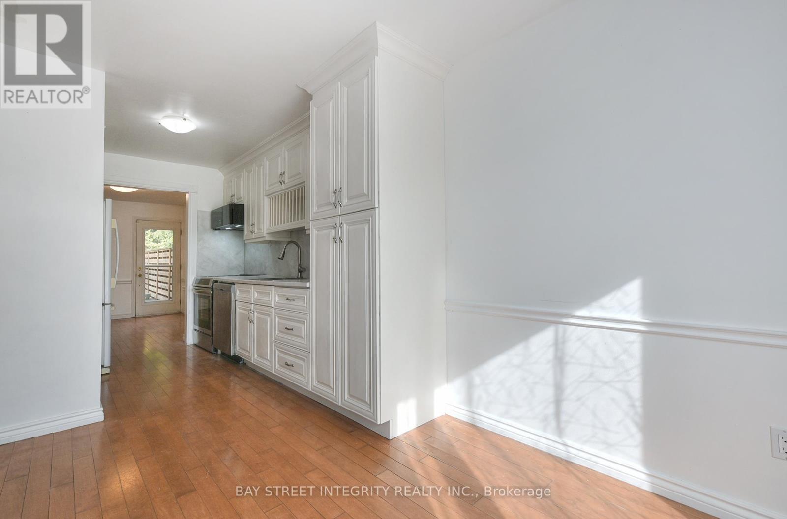 976 Raintree Lane, Mississauga, ON - Indoor