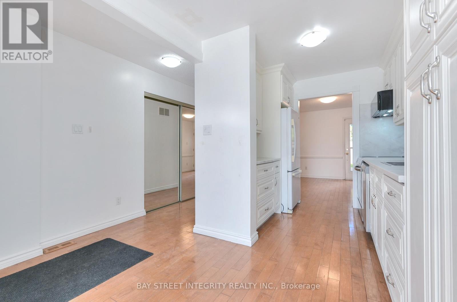 976 Raintree Lane, Mississauga, ON - Indoor