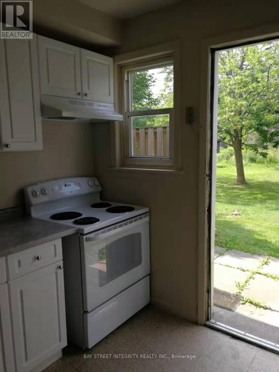 248 Westcourt Place, Waterloo, ON - Indoor Photo Showing Kitchen