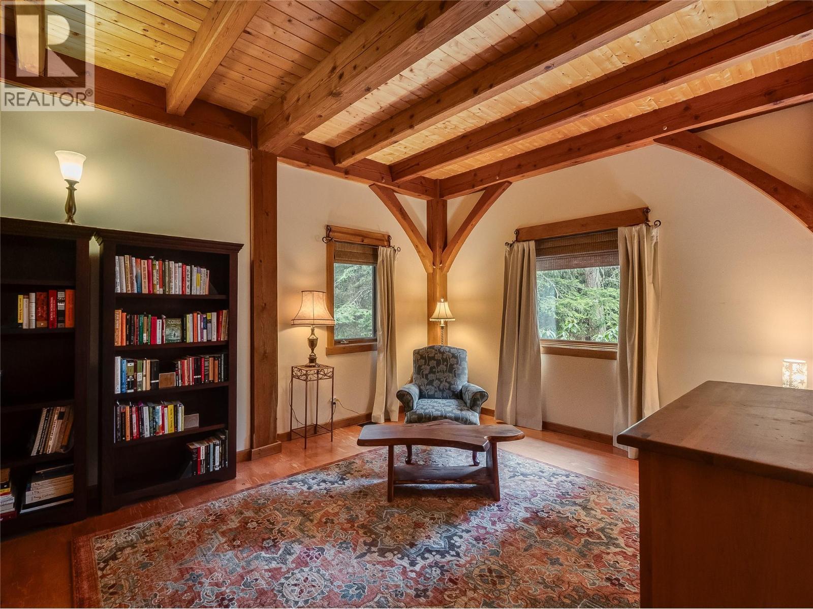 3179 Heddle Road, Nelson, BC - Indoor