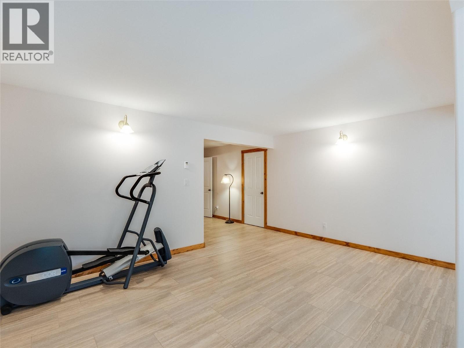 3179 Heddle Road, Nelson, BC - Indoor Photo Showing Other Room