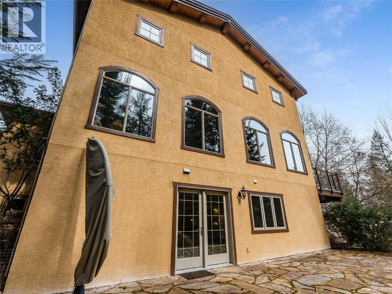 3179 Heddle Road, Nelson, BC - Outdoor With Exterior