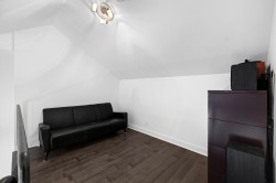 Mezzanine - 