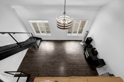 Family Room - 
