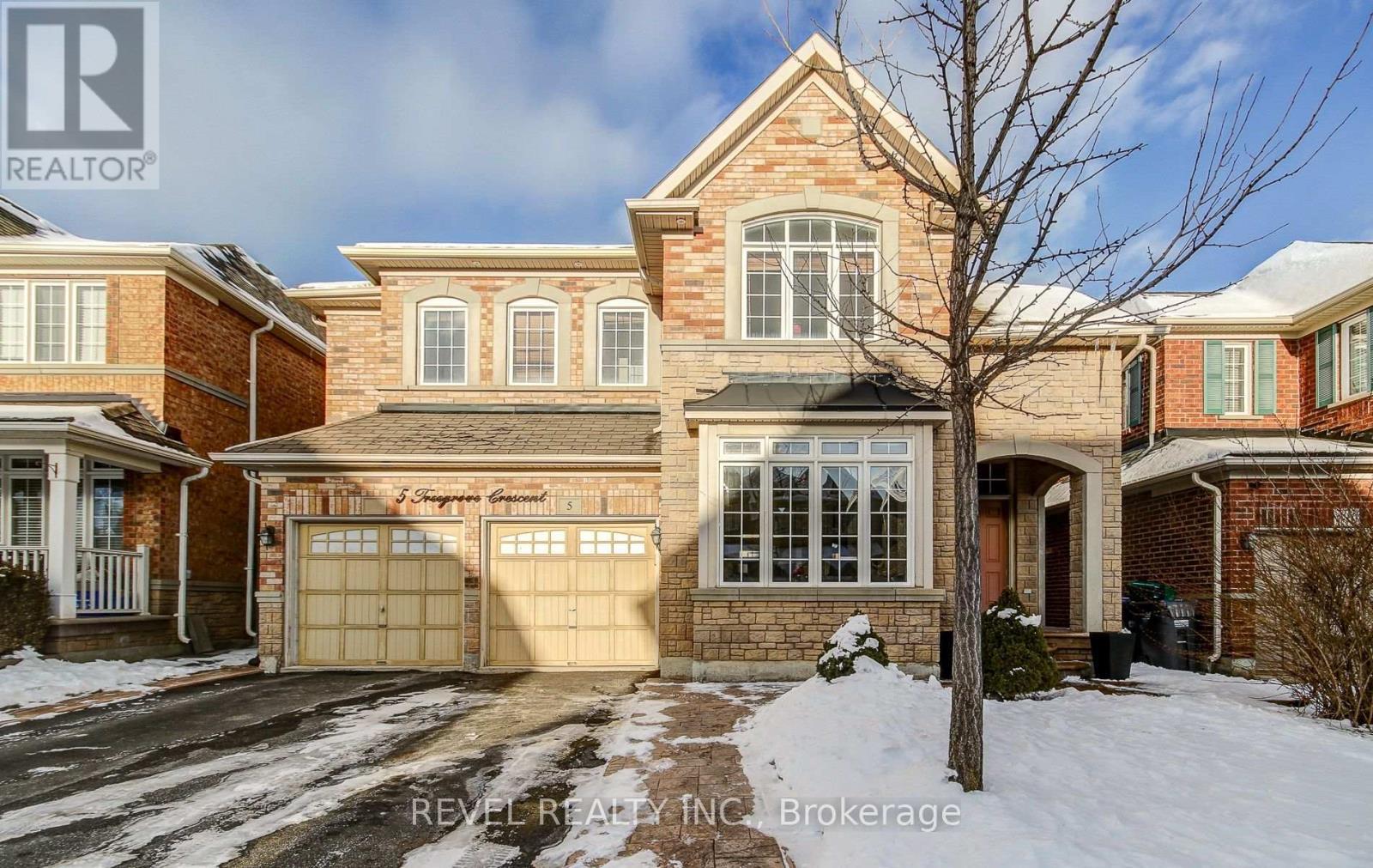 5 Treegrove Crescent, Brampton, ON - Outdoor With Facade