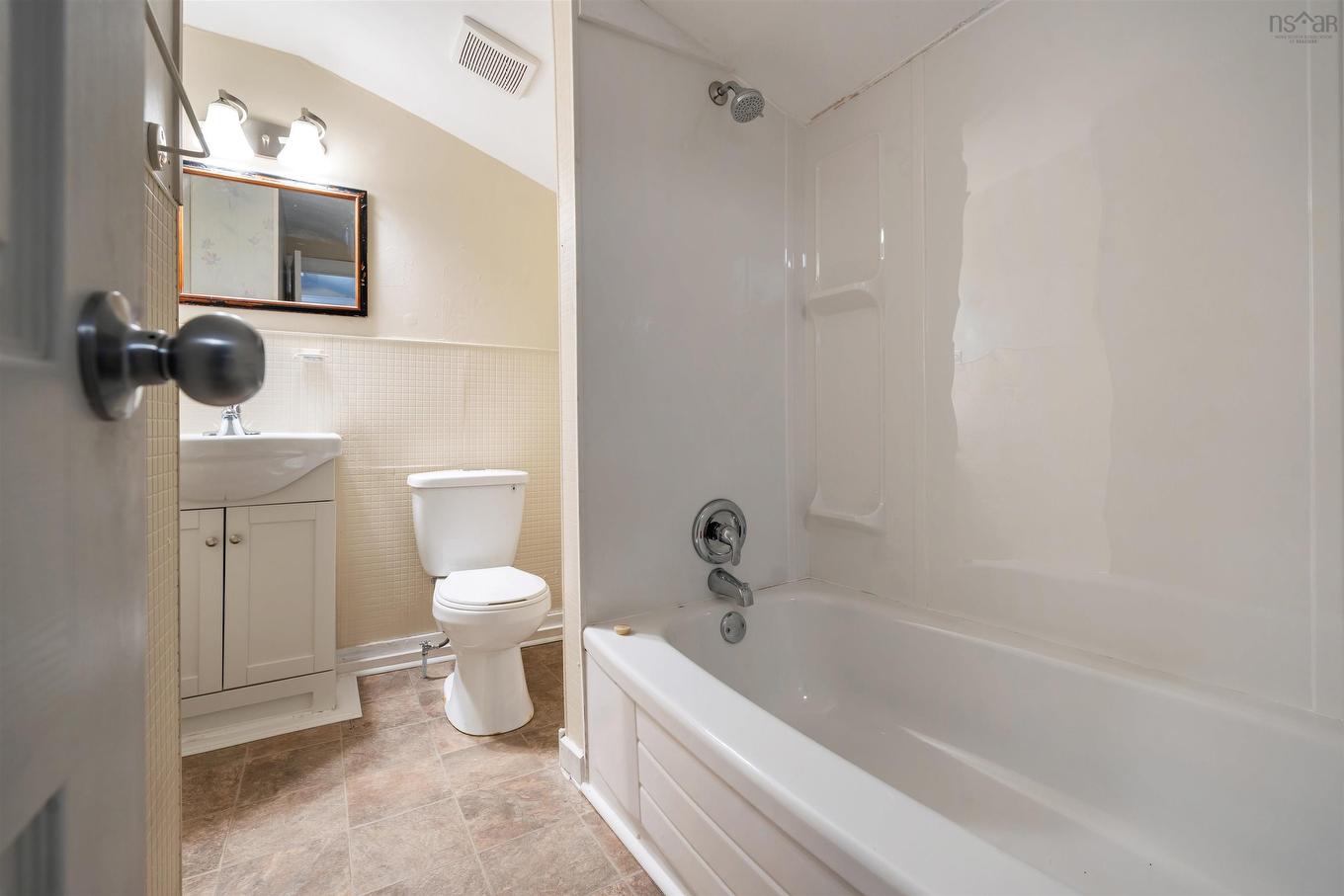 34 A & B St Mary'S Street, Antigonish, NS