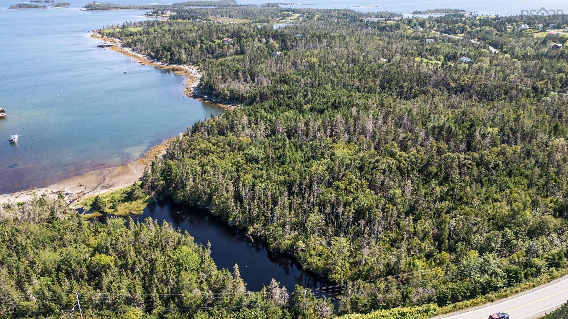 Zm No 7 Highway, Murphy Cove, NS