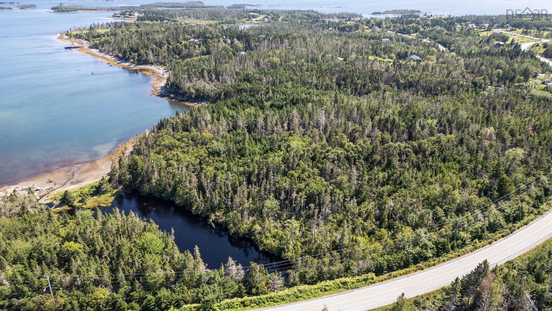 Zm No 7 Highway, Murphy Cove, NS
