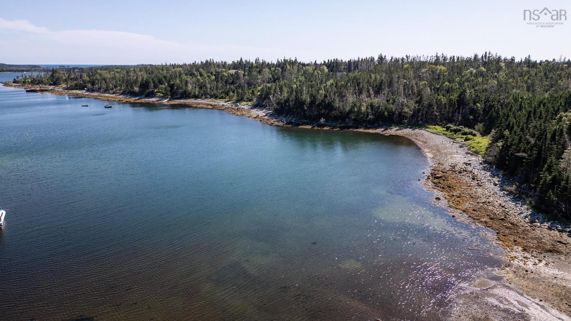 Zm No 7 Highway, Murphy Cove, NS