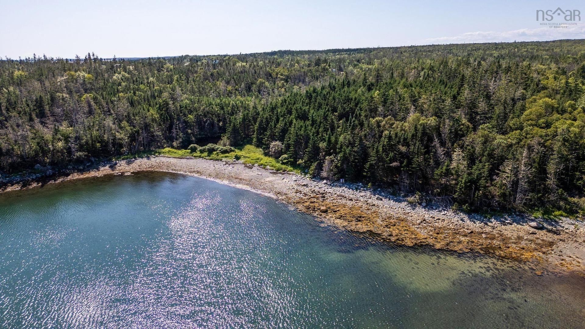 Zm No 7 Highway, Murphy Cove, NS