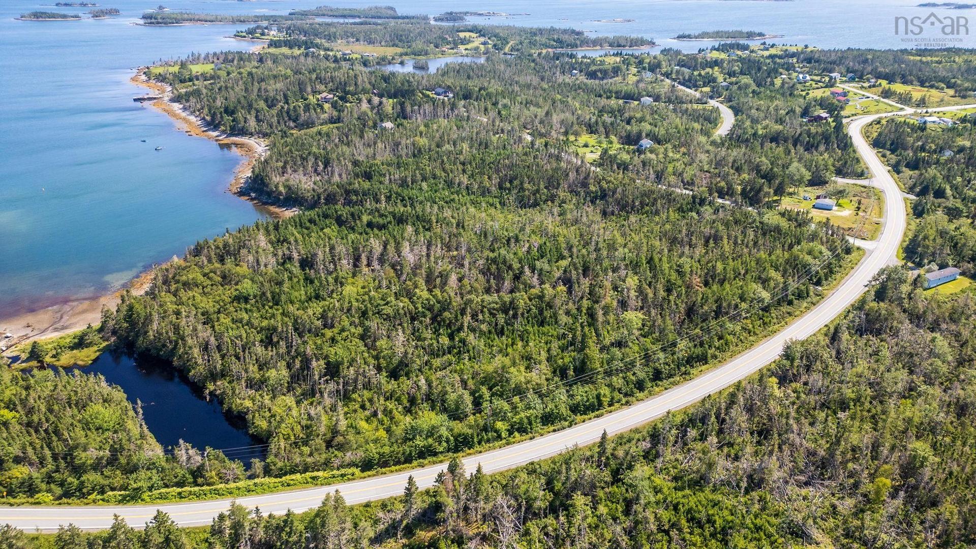 Zm No 7 Highway, Murphy Cove, NS